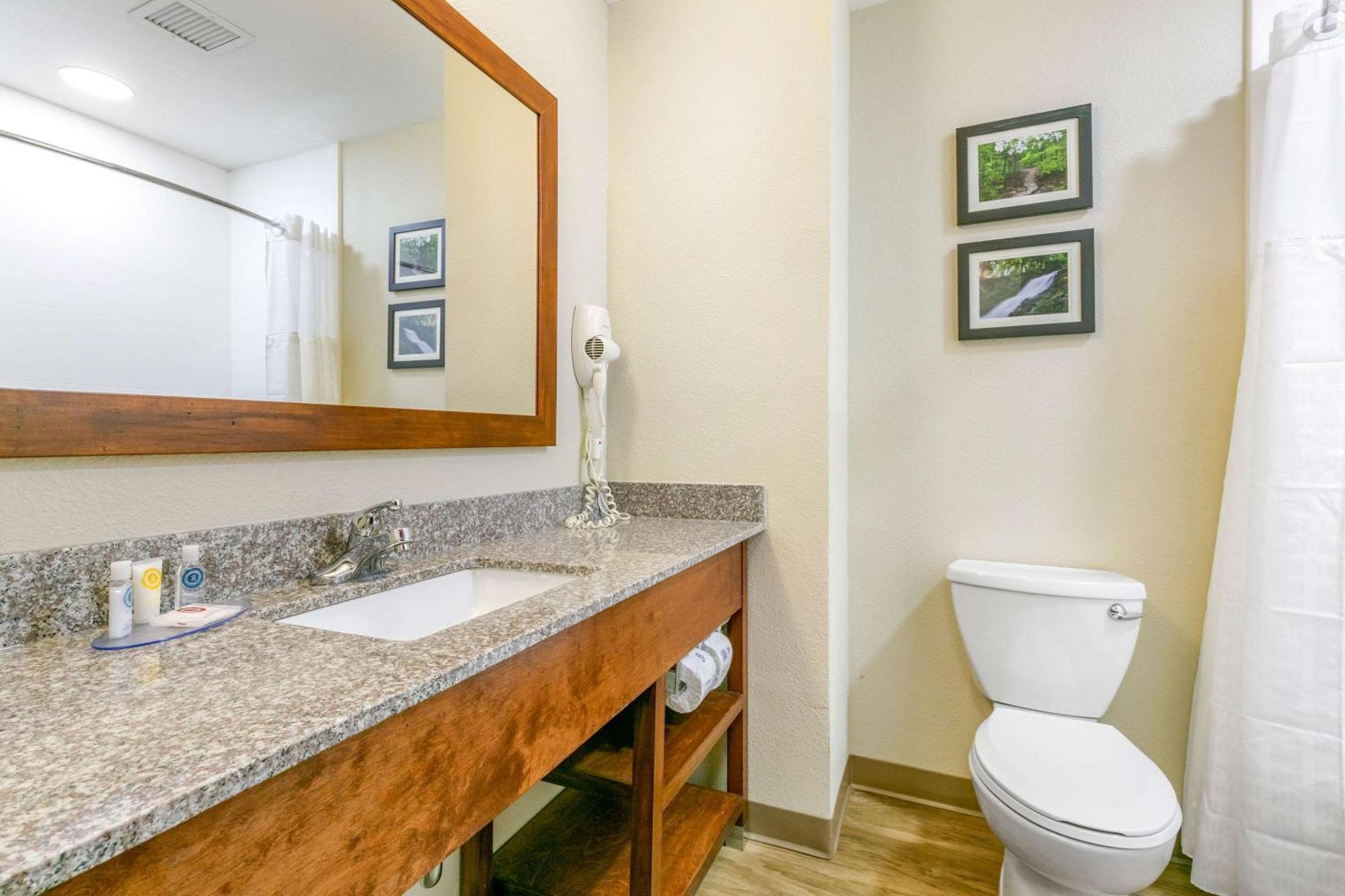 Comfort Inn & Suites Van Buren - Fort Smith מראה חיצוני תמונה