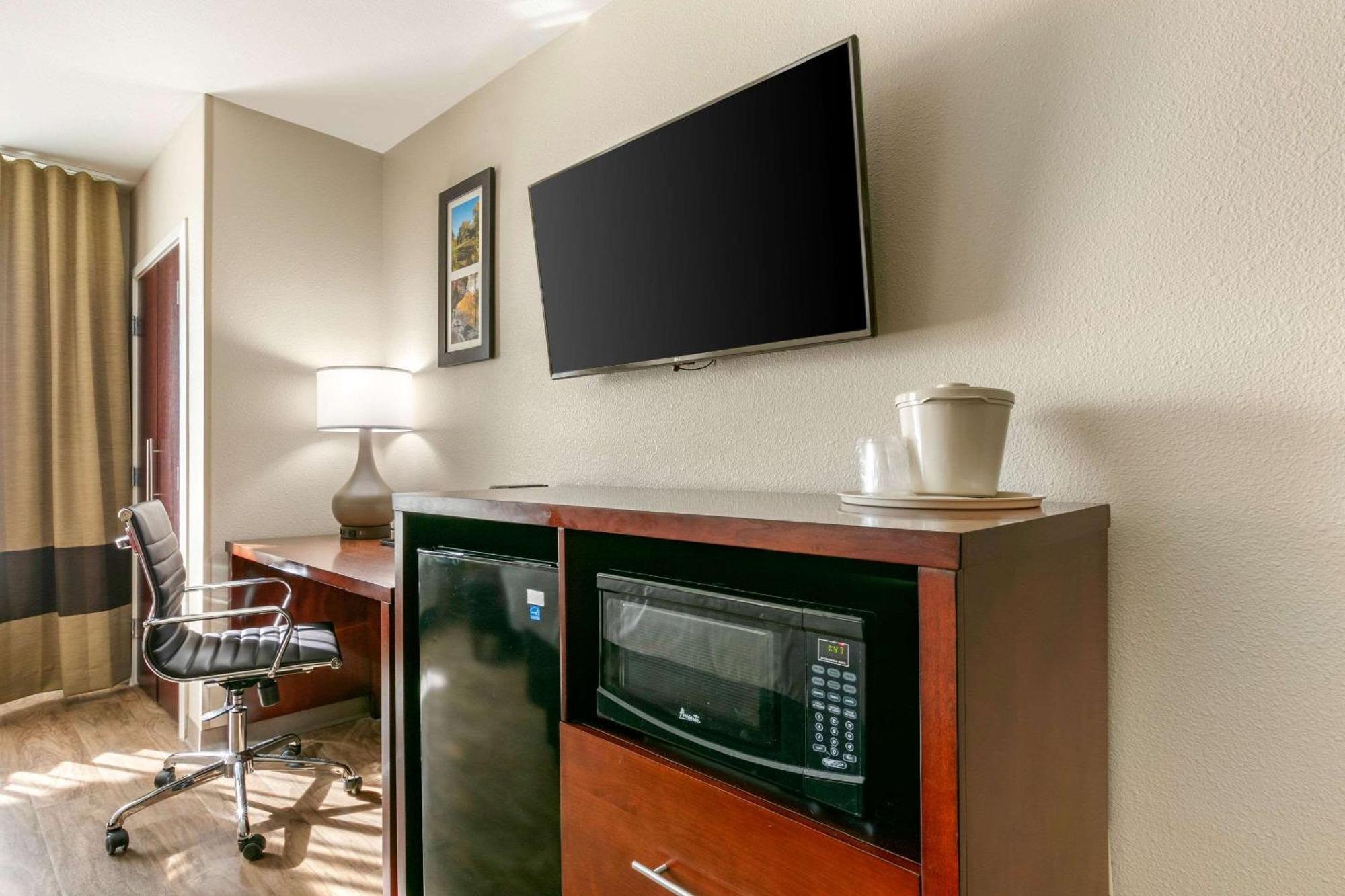 Comfort Inn & Suites Van Buren - Fort Smith מראה חיצוני תמונה