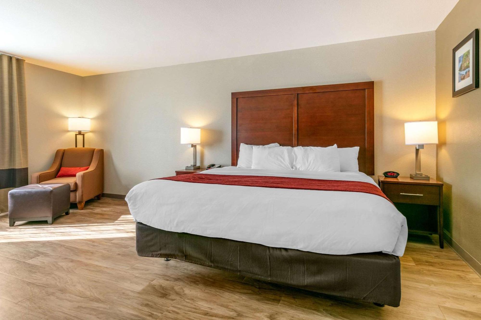 Comfort Inn & Suites Van Buren - Fort Smith מראה חיצוני תמונה