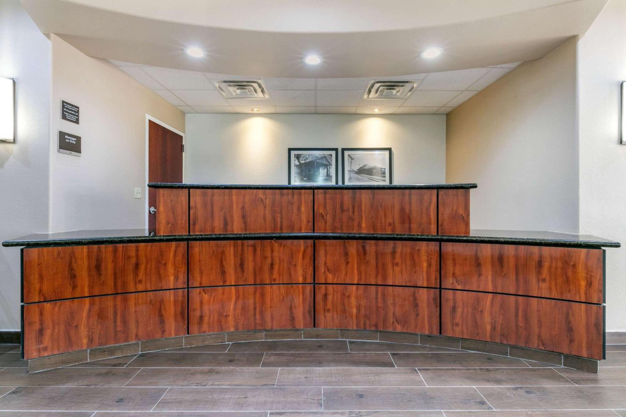 Comfort Inn & Suites Van Buren - Fort Smith מראה חיצוני תמונה